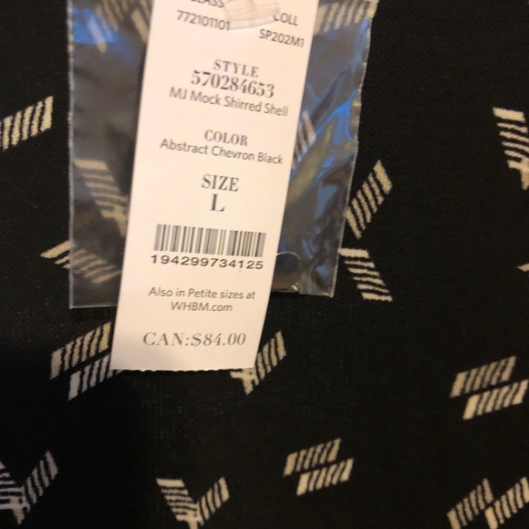 Beautiful top - Picture 3 of 3